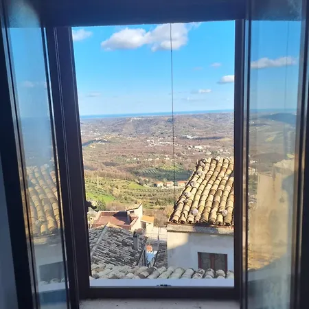 Dom wakacyjny Cantina Del Benessere A Majella 220 Mq Pretoro